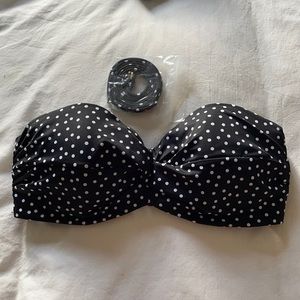 Victoria’s Secret bikini top